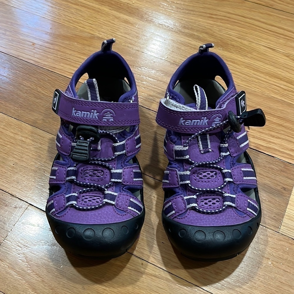 KAMIK girls purple crab sandals size 12.